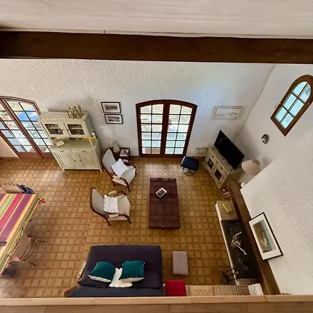 Landaise Longarisse Villa